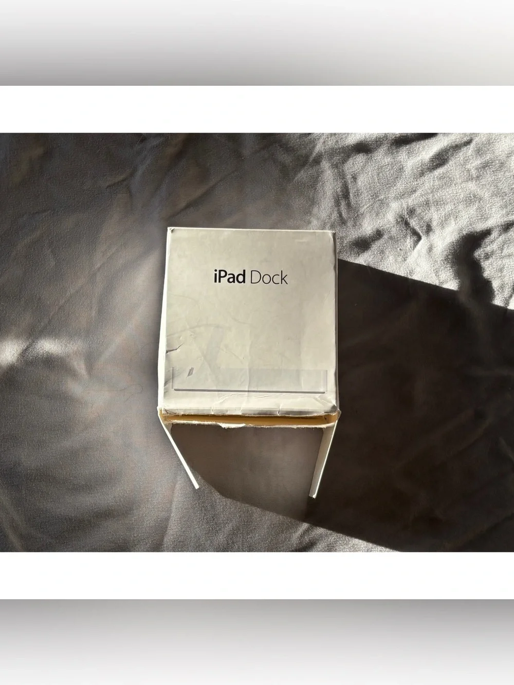 Apple iPad Dock Docking Station Mc940zm/A Compatible with iPad 2-Untested